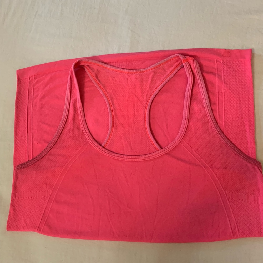 Fabletics Oula Seamless Tank - L Pink